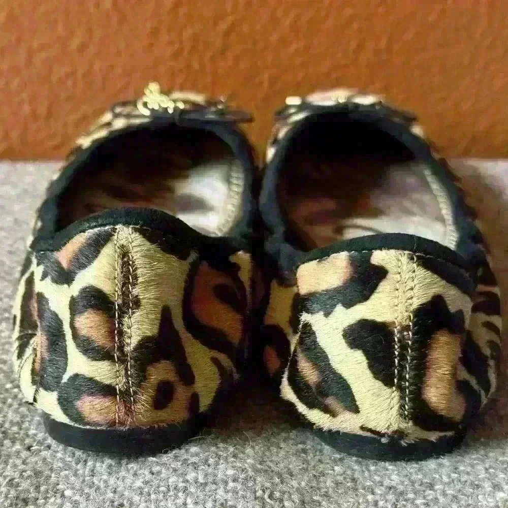 Sam Edelman Felicia Leopard Print Calf Hair Ballet Flat Shoes Size 4.5 EUC!